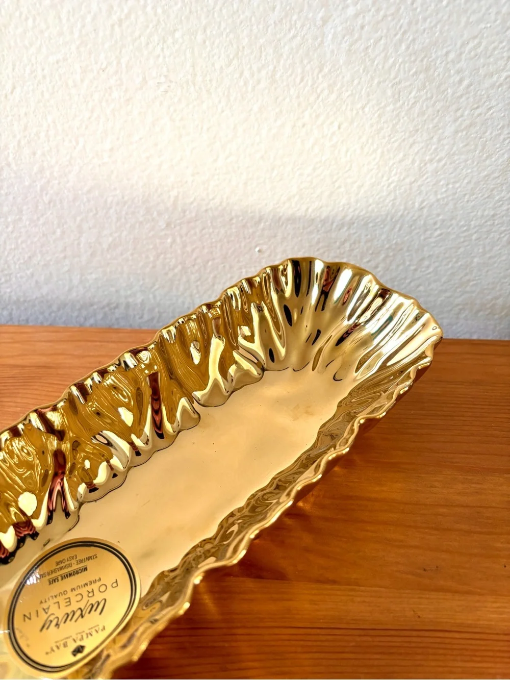 metallic gold finish porcelain cracker tray NWT